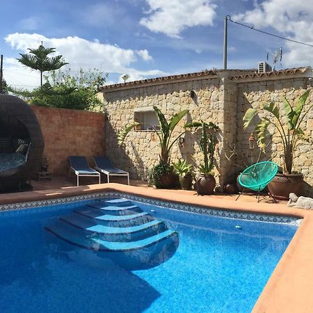 Villa Petit البير المظهر الخارجي الصورة